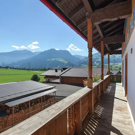 Sunlit Farmhouse Near Hochzillertal Ski Area In Tyrol Ferienhaus Fügen